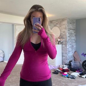 Nike pro quarter zip size small